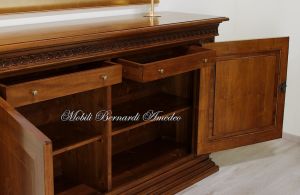 Classic sideboard in solid walnut with mother-of-pearl inlays